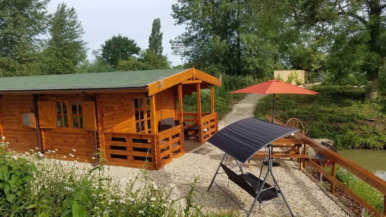 East Pool Cabin Линкольн Экстерьер фото