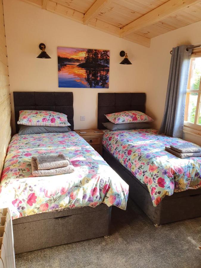 East Pool Cabin Линкольн Экстерьер фото